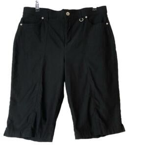 Simon Chang Knee Length Shorts/Womens/Size 14